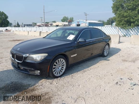 ✅ 2011 BMW 7 Series 750Li xDrive • VIN: WBAKC8C57BC432282 • Lot: 42897574. Listed on IAAI with 67,855 mi. Free auction sales archive from the USA and detailed vehicle history report at DreamBid. Image 2.
