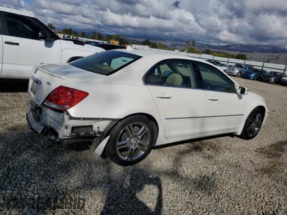 ✅ 2005 Acura RL • VIN: JH4KB16555C001161 • Лот: 93077045. Опубликован ранее на Copart с пробегом 165 649 миль. Бесплатный доступ к архиву аукционных продаж из США и подробный отчёт об истории автомобиля на DreamBid. Изображение 3.