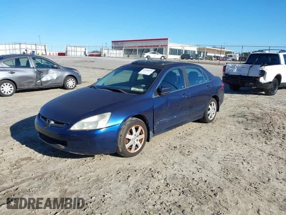 ✅ 2005 Honda Accord EX-L • VIN: 1HGCM66585A066368 • Лот: 43789894. Опубликован ранее на IAAI с пробегом 294 093 миль. Бесплатный доступ к архиву аукционных продаж из США и подробный отчёт об истории автомобиля на DreamBid. Изображение 2.