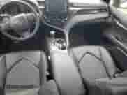 2022 Toyota Camry SE с VIN 4T1G11AK0NU038373, выставлен на аукционе Copart как лот 85390885 с пробегом 83 666 миль миль и Списание • Salvage title. История ставок и продаж доступна на DreamBid. Изображение 8.