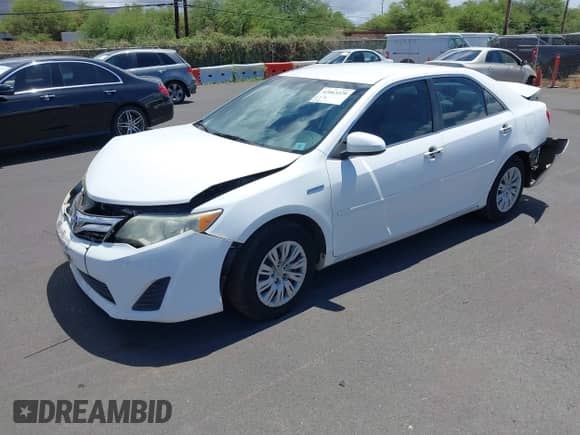 2012 Toyota Camry XLE z VIN 4T1BD1FK8CU058586, wystawiony jako IAAI lot #42463228 z przebiegiem 102 952 mil mil oraz . Historia ofert i sprzedaży dostępna na DreamBid. Obrazek 2.