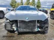 ✅ 2025 BMW 8 Series M850i • VIN: WBAGV8C07SCT18237 • Лот: 49277375. Опубликован ранее на Copart с пробегом 750 миль. Бесплатный доступ к архиву аукционных продаж из США и подробный отчёт об истории автомобиля на DreamBid. Изображение 5.