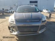 ✅ 2013 Ford Escape SE • VIN: 1FMCU9GX3DUC91631 • Lot: 92845155. Wystawiony na Copart z przebiegiem 82 253 mil. Bezpłatny archiwum sprzedaży aukcyjnych z USA i szczegółowy raport historii pojazdu na DreamBid. Zdjęcie 5.