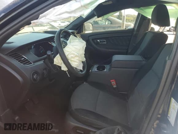 ✅ 2013 Ford Police Interceptor • VIN: 1FAHP2MTXDG158217 • Lot: 75029224. Wystawiony na Copart z przebiegiem 111 424 mil. Bezpłatny archiwum sprzedaży aukcyjnych z USA i szczegółowy raport historii pojazdu na DreamBid. Zdjęcie 7.