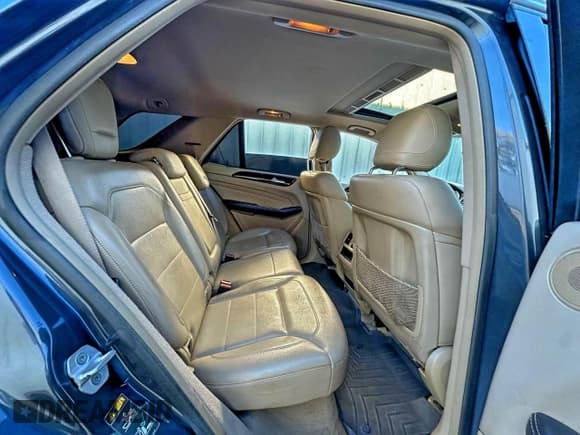 ✅ 2014 Mercedes-Benz M 350 • VIN: 4JGDA5JB2EA290346 • Lot: 97041895. Listed on Copart with 167,577 mi. Free auction sales archive from the USA and detailed vehicle history report at DreamBid. Image 6.