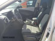 ✅ 2021 Hyundai Kona SE • VIN: KM8K12AA5MU666645 • Лот: 74531944. Опубликован ранее на Copart с пробегом Не указан. Бесплатный доступ к архиву аукционных продаж из США и подробный отчёт об истории автомобиля на DreamBid. Изображение 7.