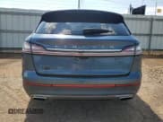 ✅ 2019 Lincoln Nautilus Reserve • VIN: 2LMPJ6LP2KBL17383 • Lot: 63593245. Listed on Copart with 76,608 mi. Free auction sales archive from the USA and detailed vehicle history report at DreamBid. Image 6.