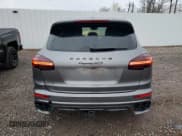 ✅ 2018 Porsche Cayenne GTS • VIN: WP1AD2A27JLA80755 • Лот: 93505245. Опубликован ранее на Copart с пробегом 63 892 миль. Бесплатный доступ к архиву аукционных продаж из США и подробный отчёт об истории автомобиля на DreamBid. Изображение 6.