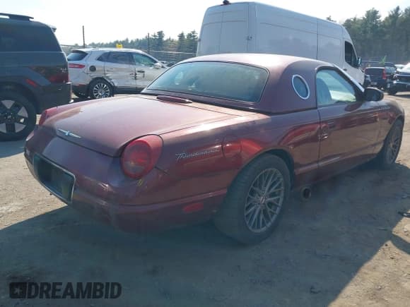 ✅ 2004 Ford Thunderbird Deluxe • VIN: 1FAHP60A34Y110824 • Лот: 42155374. Опубликован ранее на IAAI с пробегом 77 042 миль. Бесплатный доступ к архиву аукционных продаж из США и подробный отчёт об истории автомобиля на DreamBid. Изображение 4.