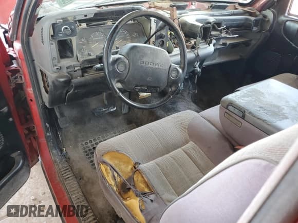 ✅ 1996 Dodge 1500 • VIN: 3B7HC13Y6TM198084 • Lot: 68398495. Listed on Copart with 126,057 mi. Free auction sales archive from the USA and detailed vehicle history report at DreamBid. Image 8.