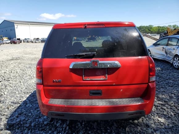 ✅ 2007 Saturn VUE I4 • VIN: 5GZCZ33D47S852237 • Lot: 57399535. Wystawiony na Copart z przebiegiem 146 433 mil. Bezpłatny archiwum sprzedaży aukcyjnych z USA i szczegółowy raport historii pojazdu na DreamBid. Zdjęcie 6.