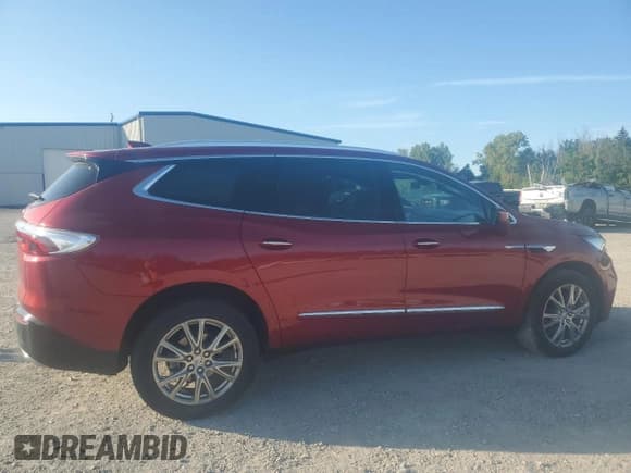 ✅ 2024 Buick Enclave Essence • VIN: 5GAEVAKW8RJ104629 • Lot: 71929065. Listed on Copart with 12,485 mi. Free auction sales archive from the USA and detailed vehicle history report at DreamBid. Image 3.