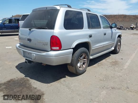 ✅ 2003 Dodge Durango R/T • VIN: 1D8HS78Z63F531134 • Lot: 42826958. Wystawiony na IAAI z przebiegiem 202 993 mil. Bezpłatny archiwum sprzedaży aukcyjnych z USA i szczegółowy raport historii pojazdu na DreamBid. Zdjęcie 4.