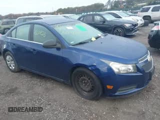 ✅ 2012 Chevrolet Cruze LS • VIN: 1G1PC5SH9C7192514 • Лот: 43552808. Опубликован ранее на IAAI с пробегом Не указан. Бесплатный доступ к архиву аукционных продаж из США и подробный отчёт об истории автомобиля на DreamBid. Изображение 1.