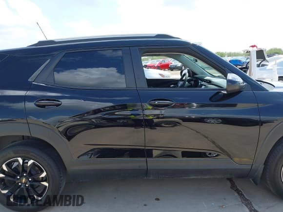 ✅ 2023 Chevrolet TrailBlazer LT • VIN: KL79MPS27PB081108 • Лот: 42415511. Опубликован ранее на IAAI с пробегом 19 758 миль. Бесплатный доступ к архиву аукционных продаж из США и подробный отчёт об истории автомобиля на DreamBid. Изображение 13.