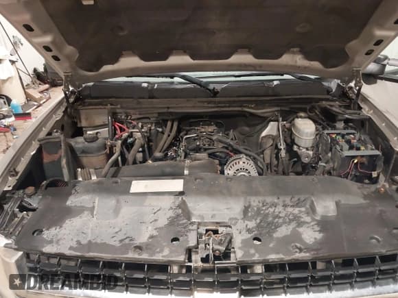 ✅ 2009 Chevrolet Silverado 2500HD LT • VIN: 1GCHK53K79F107189 • Лот: 41492128. Опубликован ранее на IAAI с пробегом Не указан. Бесплатный доступ к архиву аукционных продаж из США и подробный отчёт об истории автомобиля на DreamBid. Изображение 10.