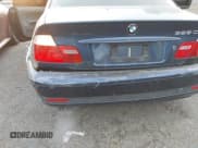 ✅ 2004 BMW 3 Series 325Ci • VIN: WBABD33434PL04737 • Lot: 41141474. Listed on IAAI with 168,618 mi. Free auction sales archive from the USA and detailed vehicle history report at DreamBid. Image 12.