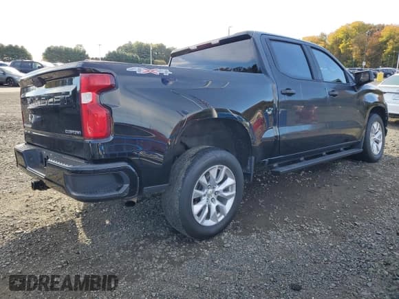 ✅ 2021 Chevrolet Silverado 1500 Custom • VIN: 3GCPYBEK5MG432274 • Lot: 75953874. Wystawiony na Copart z przebiegiem 46 396 mil. Bezpłatny archiwum sprzedaży aukcyjnych z USA i szczegółowy raport historii pojazdu na DreamBid. Zdjęcie 3.