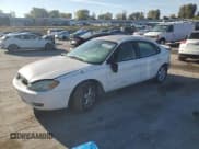 ✅ 2006 Ford Taurus SE • VIN: 1FAHP53U96A227383 • Лот: 90639365. Опубликован ранее на Copart с пробегом Не указан. Бесплатный доступ к архиву аукционных продаж из США и подробный отчёт об истории автомобиля на DreamBid. Изображение 1.