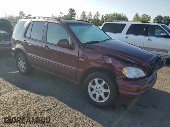 ✅ 1999 Mercedes-Benz M 320/430/500 • VIN: 4JGAB72E4XA088258 • Lot: 66375055. Listed on Copart with 60,613 mi. Free auction sales archive from the USA and detailed vehicle history report at DreamBid. Image 4.