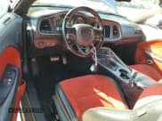 ✅ 2021 Dodge Challenger GT • VIN: 2C3CDZKG3MH587400 • Lot: 63537174. Wystawiony na Copart z przebiegiem 38 176 mil. Bezpłatny archiwum sprzedaży aukcyjnych z USA i szczegółowy raport historii pojazdu na DreamBid. Zdjęcie 8.