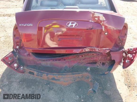 ✅ 2008 Hyundai Accent GLS • VIN: KMHCN46C38U192148 • Лот: 41955241. Опубликован ранее на IAAI с пробегом 361 248 миль. Бесплатный доступ к архиву аукционных продаж из США и подробный отчёт об истории автомобиля на DreamBid. Изображение 6.