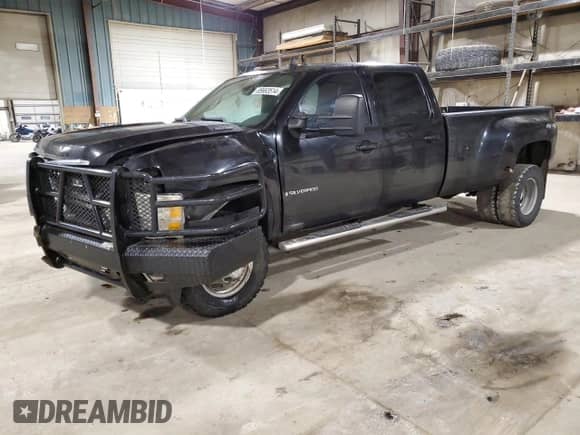 2008 Chevrolet Silverado 3500HD DRW LTZ с VIN 1GCJK33678F146002, выставлен на аукционе Copart как лот 85663514 с пробегом 231 546 миль миль и Списание • Salvage title. История ставок и продаж доступна на DreamBid. Изображение 1.