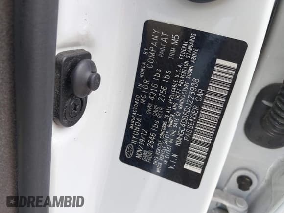 ✅ 2013 Hyundai Genesis 3.8L • VIN: KMHGC4DD6DU223938 • Lot: 43379736. Wystawiony na IAAI z przebiegiem 152 324 mil. Bezpłatny archiwum sprzedaży aukcyjnych z USA i szczegółowy raport historii pojazdu na DreamBid. Zdjęcie 9.