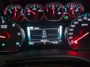 ✅ 2020 Chevrolet Suburban LT • VIN: 1GNSCHKC6LR113299 • Lot: 41921541. Wystawiony na IAAI z przebiegiem 89 902 mil. Bezpłatny archiwum sprzedaży aukcyjnych z USA i szczegółowy raport historii pojazdu na DreamBid. Zdjęcie 15.