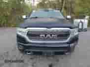 2019 Ram 1500 Limited z VIN 1C6SRFPT1KN665827, wystawiony jako Copart lot #85098955 z przebiegiem 90 151 mil mil oraz Szkoda całkowita • Salvage title. Historia ofert i sprzedaży dostępna na DreamBid. Obrazek 5.