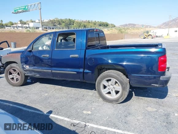 ✅ 2007 Dodge Dakota SLT • VIN: 1D7HE48N37S192708 • Лот: 42750202. Опубликован ранее на IAAI с пробегом 181 918 миль. Бесплатный доступ к архиву аукционных продаж из США и подробный отчёт об истории автомобиля на DreamBid. Изображение 15.