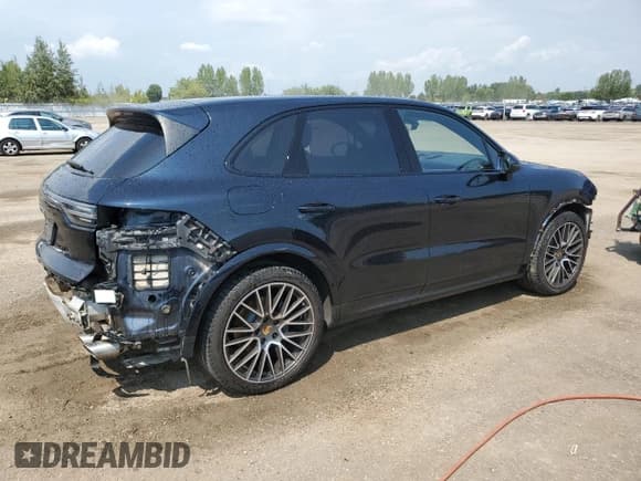 ✅ 2019 Porsche Cayenne S • VIN: WP1AB2AY7KDA62598 • Lot: 67623845. Wystawiony na Copart z przebiegiem 203 152 mil. Bezpłatny archiwum sprzedaży aukcyjnych z USA i szczegółowy raport historii pojazdu na DreamBid. Zdjęcie 3.