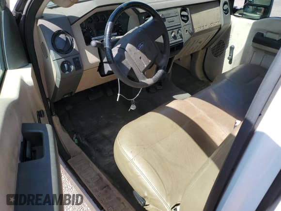 ✅ 2010 Ford F-250 • VIN: 1FTSF2AR9AEB02790 • Lot: 44828744. Listed on Copart with 71,942 mi. Free auction sales archive from the USA and detailed vehicle history report at DreamBid. Image 8.