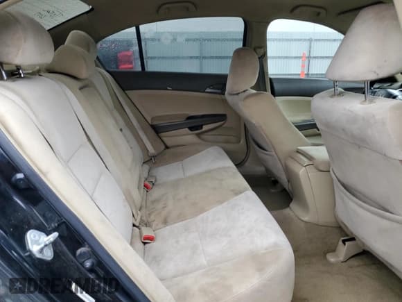 ✅ 2009 Honda Accord LX-P • VIN: JHMCP26469C004580 • Lot: 93338425. Listed on Copart with 187,995 mi. Free auction sales archive from the USA and detailed vehicle history report at DreamBid. Image 10.