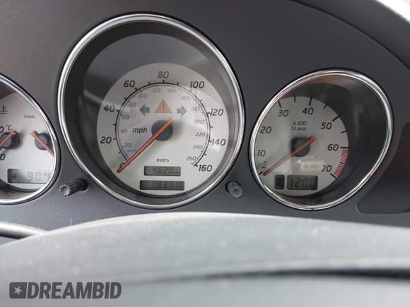 ✅ 2003 Mercedes-Benz SLK 320 • VIN: WDBKK65F93F273327 • Lot: 42812352. Listed on IAAI with 83,710 mi. Free auction sales archive from the USA and detailed vehicle history report at DreamBid. Image 7.