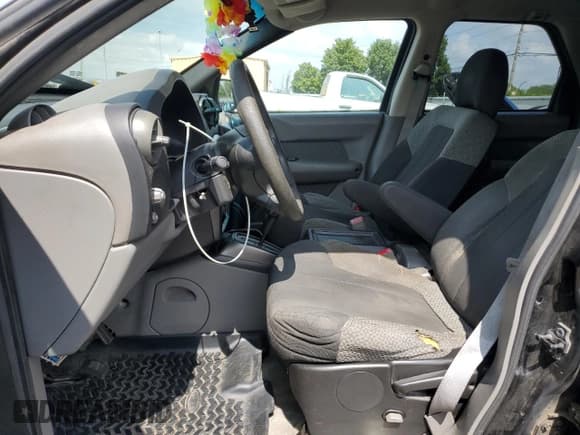 ✅ 2004 Pontiac Aztek • VIN: 3G7DA03E14S514975 • Lot: 71238595. Listed on Copart with 236,247 mi. Free auction sales archive from the USA and detailed vehicle history report at DreamBid. Image 7.