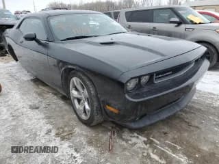 ✅ 2013 Dodge Challenger R/T Classic • VIN: 2C3CDYBT2DH510606 • Lot: 87946635. Wystawiony na Copart z przebiegiem 138 599 mil. Bezpłatny archiwum sprzedaży aukcyjnych z USA i szczegółowy raport historii pojazdu na DreamBid. Zdjęcie 4.