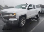 ✅ 2019 Chevrolet Silverado 1500 LT • VIN: 2GCVKPEC0K1179482 • Lot: 43681156. Wystawiony na IAAI z przebiegiem 50 941 mil. Bezpłatny archiwum sprzedaży aukcyjnych z USA i szczegółowy raport historii pojazdu na DreamBid. Zdjęcie 17.