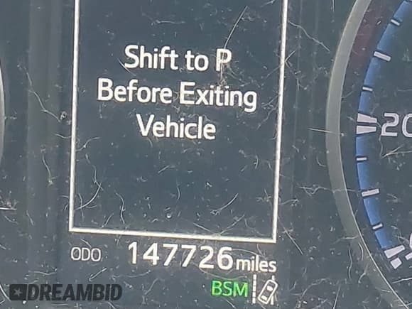 ✅ 2018 Toyota RAV4 XLE • VIN: JTMRFREV8JJ741992 • Лот: 43396927. Опубликован ранее на IAAI с пробегом 147 726 миль. Бесплатный доступ к архиву аукционных продаж из США и подробный отчёт об истории автомобиля на DreamBid. Изображение 15.