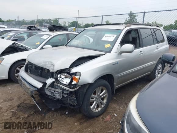 ✅ 2007 Toyota Highlander w/3rd Row • VIN: JTEEW21A370042689 • Lot: 42688770. Wystawiony na IAAI z przebiegiem 239 005 mil. Bezpłatny archiwum sprzedaży aukcyjnych z USA i szczegółowy raport historii pojazdu na DreamBid. Zdjęcie 18.