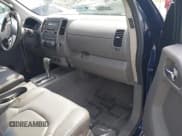 ✅ 2009 Nissan Frontier SE • VIN: 1N6AD07U59C409931 • Lot: 42987726. Wystawiony na IAAI z przebiegiem 78 133 mil. Bezpłatny archiwum sprzedaży aukcyjnych z USA i szczegółowy raport historii pojazdu na DreamBid. Zdjęcie 5.