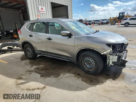 ✅ 2018 Nissan Rogue S • VIN: 5N1AT2MT3JC715992 • Lot: 92022475. Wystawiony na Copart z przebiegiem 83 518 mil. Bezpłatny archiwum sprzedaży aukcyjnych z USA i szczegółowy raport historii pojazdu na DreamBid. Zdjęcie 4.