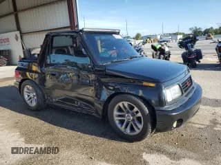 ✅ 1995 Geo Tracker • VIN: 2CNBE18U3S6945456 • Лот: 68351315. Опубликован ранее на Copart с пробегом 138 196 миль. Бесплатный доступ к архиву аукционных продаж из США и подробный отчёт об истории автомобиля на DreamBid. Изображение 4.