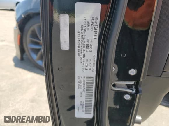 ✅ 2019 Dodge Charger Scat Pack • VIN: 2C3CDXGJ3KH740055 • Лот: 57780425. Опубликован ранее на Copart с пробегом 68 394 миль. Бесплатный доступ к архиву аукционных продаж из США и подробный отчёт об истории автомобиля на DreamBid. Изображение 13.