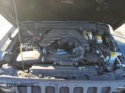 ✅ 2019 Jeep Wrangler Unlimited Rubicon • VIN: 1C4HJXFG7KW595023 • Lot: 90890915. Wystawiony na Copart z przebiegiem 74 807 mil. Bezpłatny archiwum sprzedaży aukcyjnych z USA i szczegółowy raport historii pojazdu na DreamBid. Zdjęcie 11.