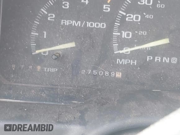 ✅ 1995 GMC Sierra 1500 • VIN: 2GTEC19K2S1553540 • Lot: 43313365. Wystawiony na IAAI z przebiegiem 275 089 mil. Bezpłatny archiwum sprzedaży aukcyjnych z USA i szczegółowy raport historii pojazdu na DreamBid. Zdjęcie 15.