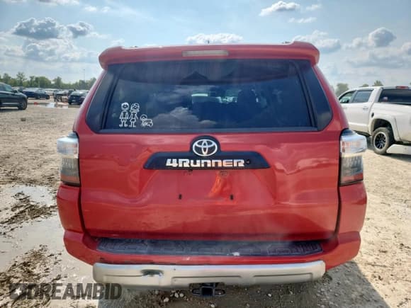 ✅ 2021 Toyota 4Runner TRD Off Road • VIN: JTEPU5JR9M5866572 • Lot: 71680395. Listed on Copart with 47,889 mi. Free auction sales archive from the USA and detailed vehicle history report at DreamBid. Image 6.