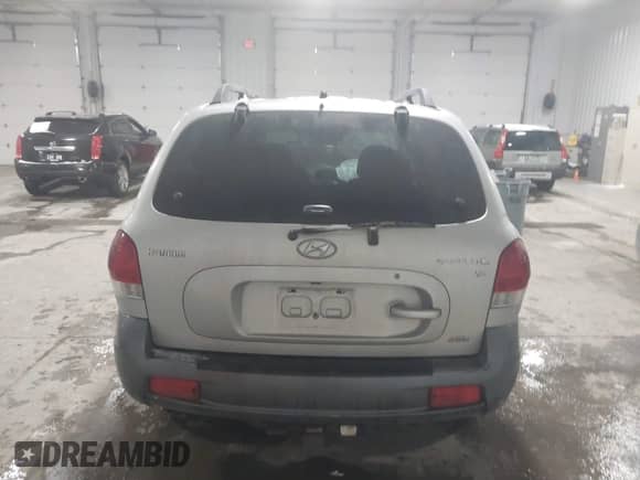 2005 Hyundai Santa Fe GLS с VIN KM8SC73D05U995172, выставлен на аукционе IAAI как лот 41525463 с пробегом Не указан миль и . История ставок и продаж доступна на DreamBid. Изображение 16.