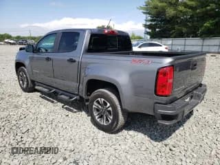 ✅ 2022 Chevrolet Colorado 4WD Z71 • VIN: 1GCGTDEN7N1169564 • Лот: 56117633. Опубликован ранее на Copart с пробегом 22 104 миль. Бесплатный доступ к архиву аукционных продаж из США и подробный отчёт об истории автомобиля на DreamBid. Изображение 2.