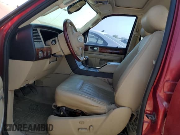 ✅ 2005 Lincoln Navigator Luxury • VIN: 5LMFU28575LJ14635 • Lot: 75767744. Listed on Copart with Not provided. Free auction sales archive from the USA and detailed vehicle history report at DreamBid. Image 7.